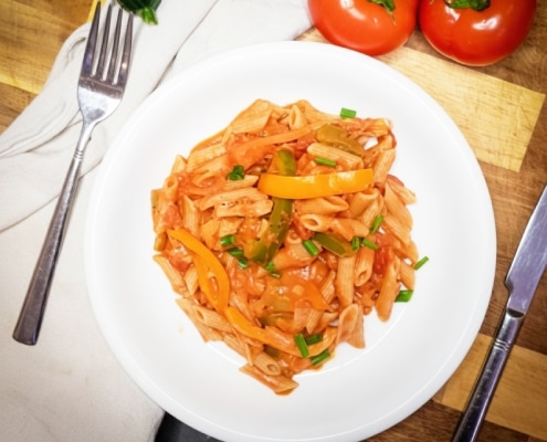 seizoensgroenten juli recepten cajun pasta