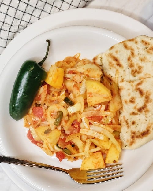 Aardappel curry Aloo Patta Gobhi