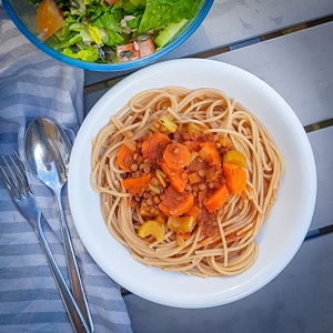 Vegetarische pasta bolognese met linzen