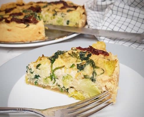 Quiche met romanesco prei en spinazie