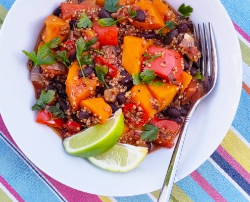 Zoete aardappel chili met zwarte bonen